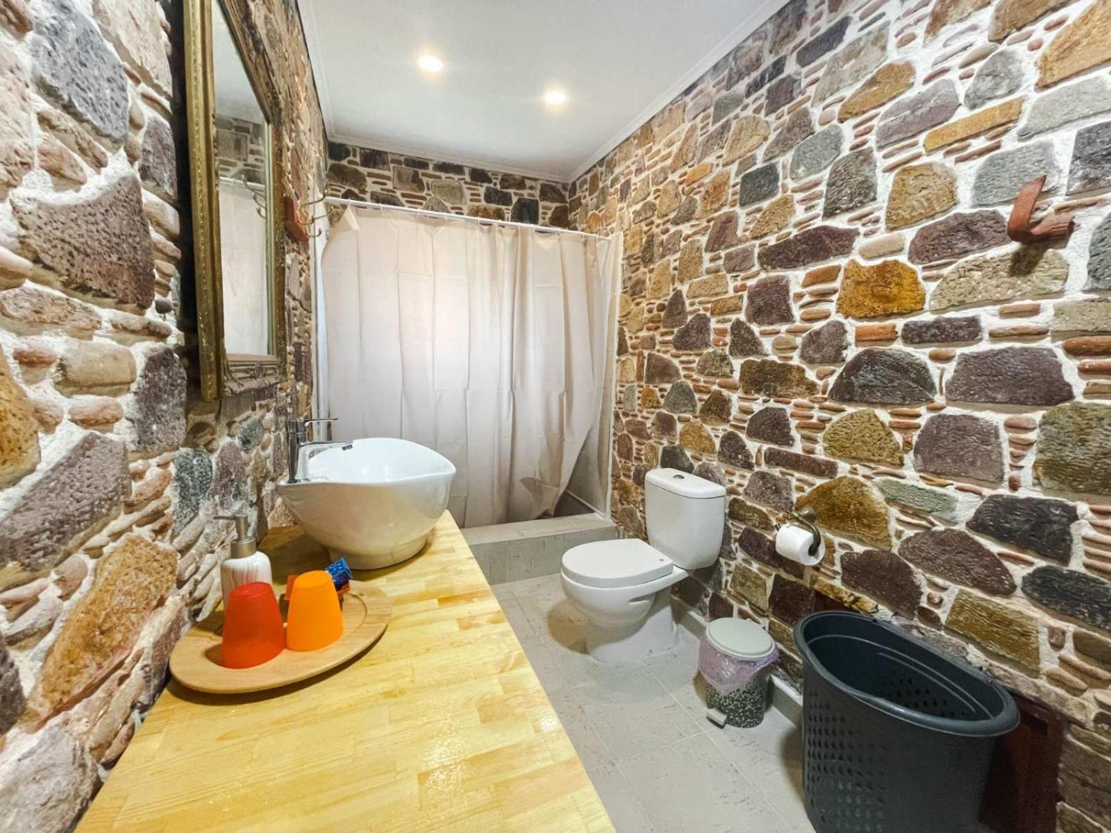 Kenny'S Villa มัสติคารี ภายนอก รูปภาพ