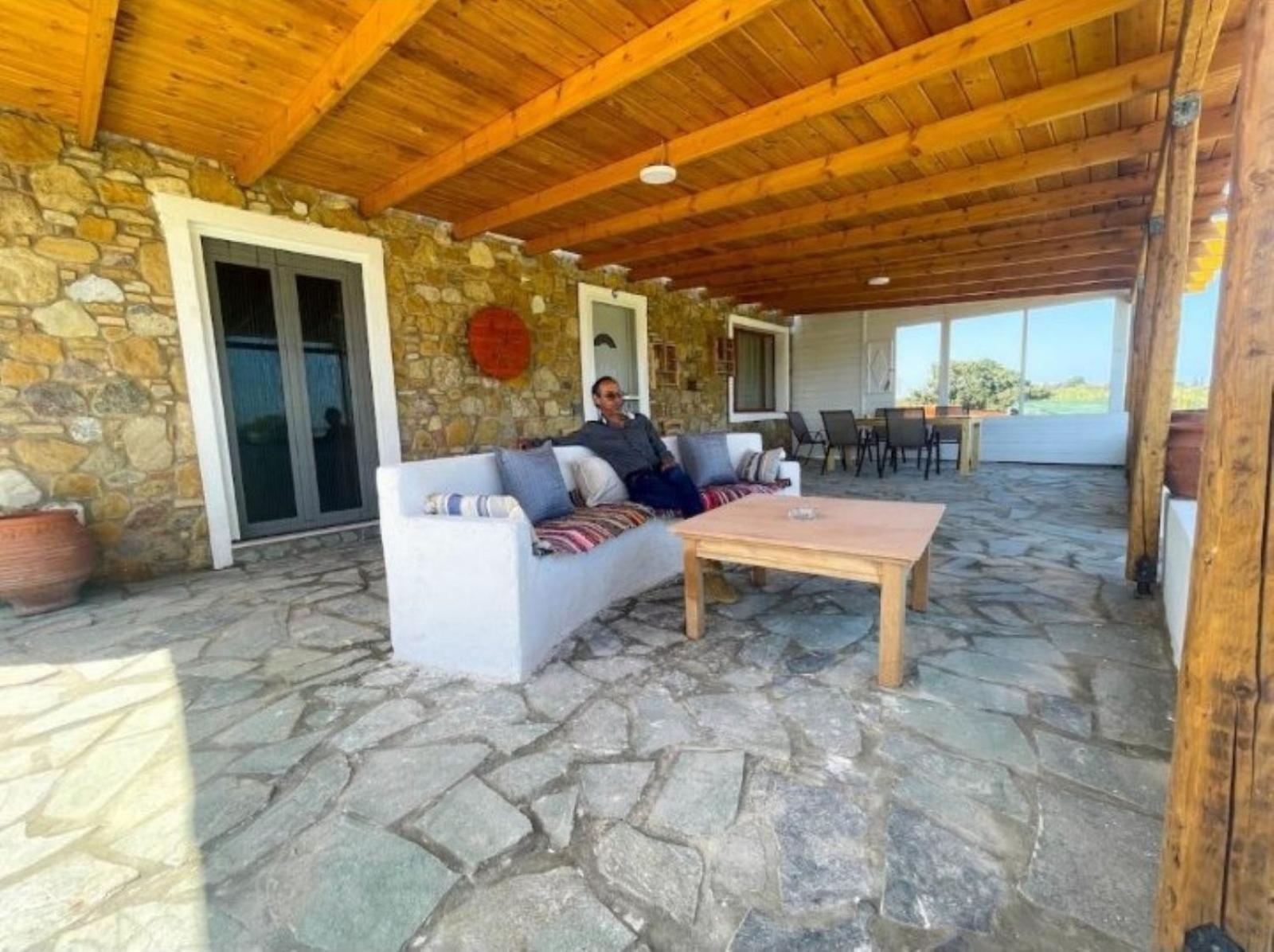 Kenny'S Villa มัสติคารี ภายนอก รูปภาพ